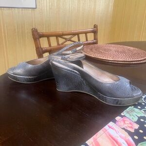 Bronze snakeskin sling back wedges.  Size 8
